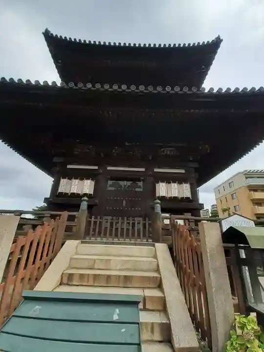 愛染堂勝鬘院の塔