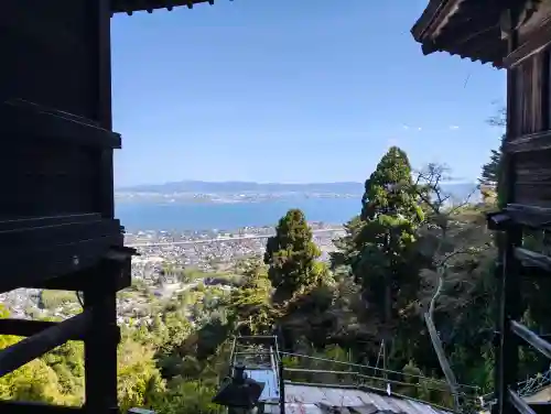 比叡山延暦寺の{uncategorized: "未分類", other: "その他", undefined: "問題あり", building: "その他建物", grave: "お墓", sacred_gate: "鳥居", guardian: "狛犬", statue: "像", buddha: "仏像", history: "歴史", nature: "自然", garden: "庭園", animal: "動物", pagoda: "塔", temizu: "手水舎", mountain_gate: "山門・神門", sanctuary: "本殿・本堂", subordinate: "末社・摂社", art: "芸術", scenery: "景色", jizo: "地蔵", ema: "絵馬", goshuin: "御朱印", omikuji: "おみくじ", items: "授与品その他", amulet: "お守り", goshuincho: "御朱印帳", eats: "食事", festival: "お祭り", votive_dance: "神楽", shichigosan: "七五三参", wedding: "結婚式", experience: "体験その他", initially: "初詣", around: "周辺", anti_infection: "感染症対策"}