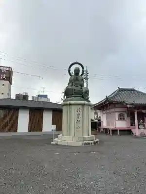 津観音の{uncategorized: "未分類", other: "その他", undefined: "問題あり", building: "その他建物", grave: "お墓", sacred_gate: "鳥居", guardian: "狛犬", statue: "像", buddha: "仏像", history: "歴史", nature: "自然", garden: "庭園", animal: "動物", pagoda: "塔", temizu: "手水舎", mountain_gate: "山門・神門", sanctuary: "本殿・本堂", subordinate: "末社・摂社", art: "芸術", scenery: "景色", jizo: "地蔵", ema: "絵馬", goshuin: "御朱印", omikuji: "おみくじ", items: "授与品その他", amulet: "お守り", goshuincho: "御朱印帳", eats: "食事", festival: "お祭り", votive_dance: "神楽", shichigosan: "七五三参", wedding: "結婚式", experience: "体験その他", initially: "初詣", around: "周辺", anti_infection: "感染症対策"}