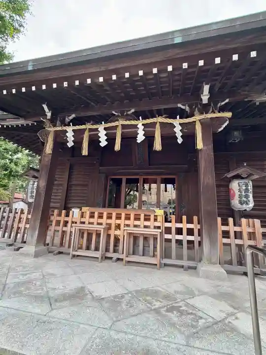 お三の宮日枝神社の{uncategorized: "未分類", other: "その他", undefined: "問題あり", building: "その他建物", grave: "お墓", sacred_gate: "鳥居", guardian: "狛犬", statue: "像", buddha: "仏像", history: "歴史", nature: "自然", garden: "庭園", animal: "動物", pagoda: "塔", temizu: "手水舎", mountain_gate: "山門・神門", sanctuary: "本殿・本堂", subordinate: "末社・摂社", art: "芸術", scenery: "景色", jizo: "地蔵", ema: "絵馬", goshuin: "御朱印", omikuji: "おみくじ", items: "授与品その他", amulet: "お守り", goshuincho: "御朱印帳", eats: "食事", festival: "お祭り", votive_dance: "神楽", shichigosan: "七五三参", wedding: "結婚式", experience: "体験その他", initially: "初詣", around: "周辺", anti_infection: "感染症対策"}