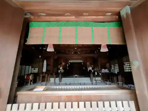 竈山神社の本殿