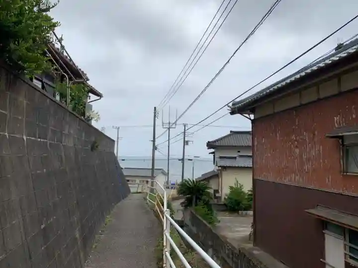 お堂(名称不明)の周辺