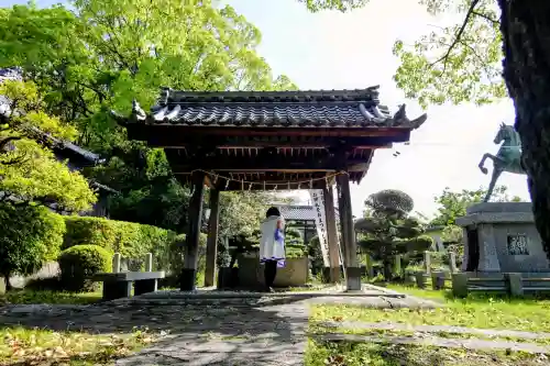 八柱社の{uncategorized: "未分類", other: "その他", undefined: "問題あり", building: "その他建物", grave: "お墓", sacred_gate: "鳥居", guardian: "狛犬", statue: "像", buddha: "仏像", history: "歴史", nature: "自然", garden: "庭園", animal: "動物", pagoda: "塔", temizu: "手水舎", mountain_gate: "山門・神門", sanctuary: "本殿・本堂", subordinate: "末社・摂社", art: "芸術", scenery: "景色", jizo: "地蔵", ema: "絵馬", goshuin: "御朱印", omikuji: "おみくじ", items: "授与品その他", amulet: "お守り", goshuincho: "御朱印帳", eats: "食事", festival: "お祭り", votive_dance: "神楽", shichigosan: "七五三参", wedding: "結婚式", experience: "体験その他", initially: "初詣", around: "周辺", anti_infection: "感染症対策"}
