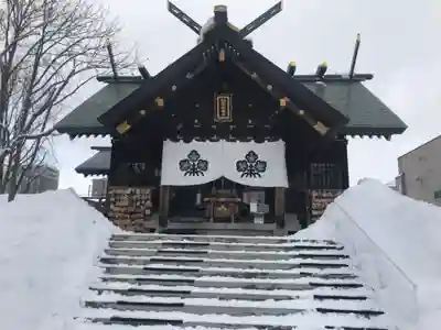 札幌諏訪神社の本殿・本堂