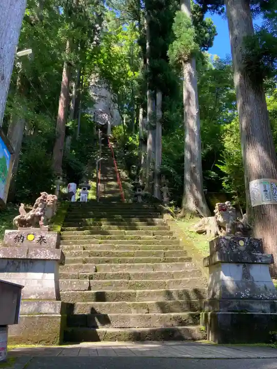中之嶽神社のその他建物