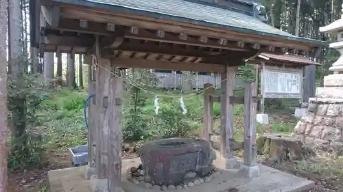 荒橿神社の手水舎
