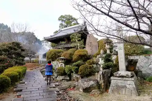 安祥山了雲院大乗寺の山門・神門