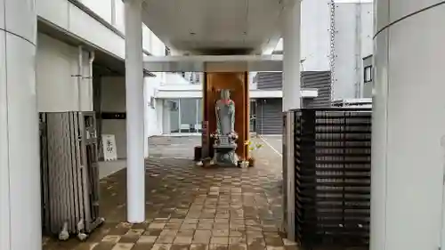 佛願寺札幌別院の地蔵