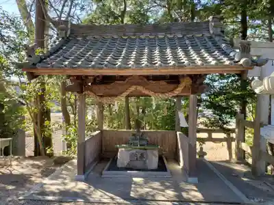 勝手神社の手水舎