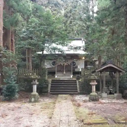 健武山神社の本殿