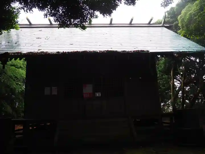 白旗神社の本殿・本堂