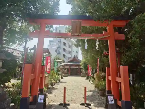 源九郎稲荷神社(奈良県)