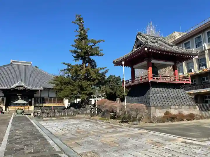 浄運寺の{uncategorized: "未分類", other: "その他", undefined: "問題あり", building: "その他建物", grave: "お墓", sacred_gate: "鳥居", guardian: "狛犬", statue: "像", buddha: "仏像", history: "歴史", nature: "自然", garden: "庭園", animal: "動物", pagoda: "塔", temizu: "手水舎", mountain_gate: "山門・神門", sanctuary: "本殿・本堂", subordinate: "末社・摂社", art: "芸術", scenery: "景色", jizo: "地蔵", ema: "絵馬", goshuin: "御朱印", omikuji: "おみくじ", items: "授与品その他", amulet: "お守り", goshuincho: "御朱印帳", eats: "食事", festival: "お祭り", votive_dance: "神楽", shichigosan: "七五三参", wedding: "結婚式", experience: "体験その他", initially: "初詣", around: "周辺", anti_infection: "感染症対策"}
