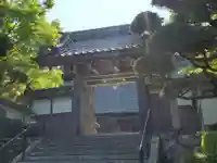 三寶寺の山門・神門