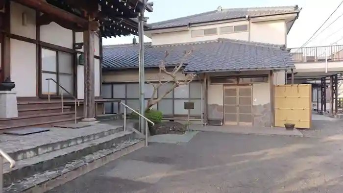 遠成寺の建物その他