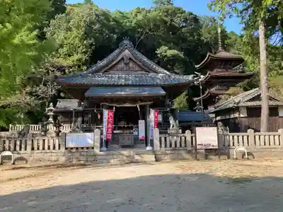 六條八幡宮の本殿・本堂