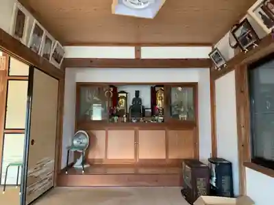 住吉寺の本殿・本堂