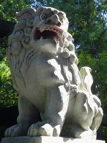 杉原神社の狛犬