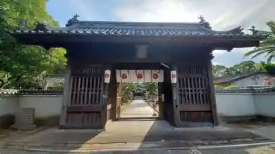 山北八幡神社の山門