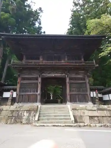 大悲願寺の山門