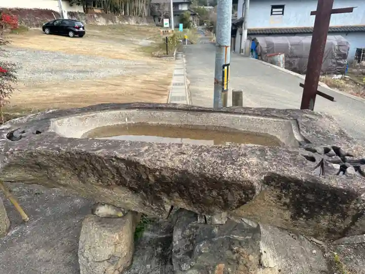 二宮神社の手水舎