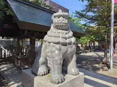 北海道神宮頓宮の狛犬