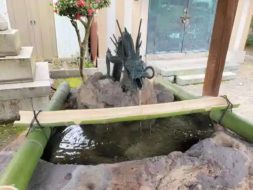 厄除の宮　駒林神社の手水舎