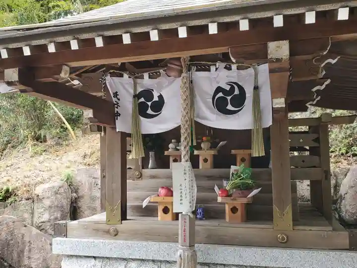 北山鹿島神社の末社・摂社
