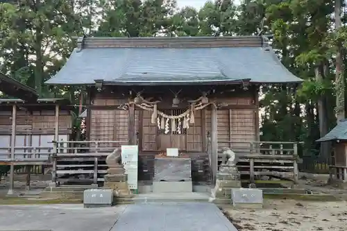 多賀神社の本殿・本堂