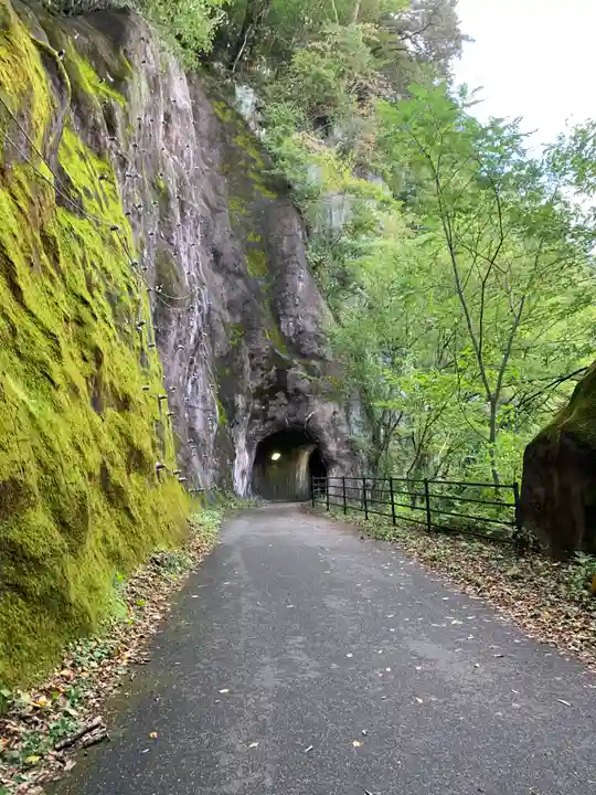 楯岩鬼怒姫神社の周辺