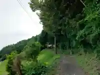 釜滝山越集会所の鳥居