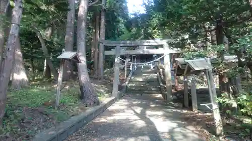 澳津神社の鳥居