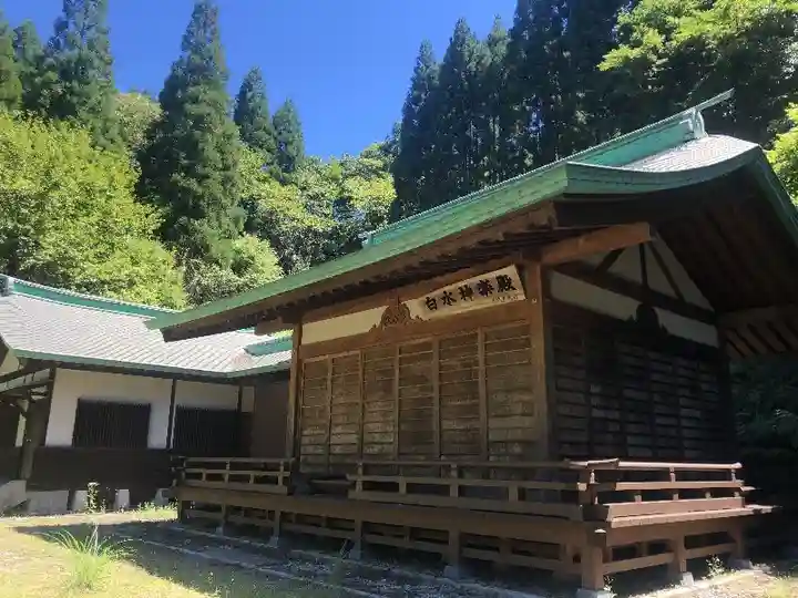 白水阿蘇神社の本殿・本堂
