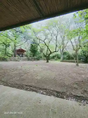 伊豆山神社の周辺
