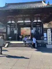 石山寺の山門