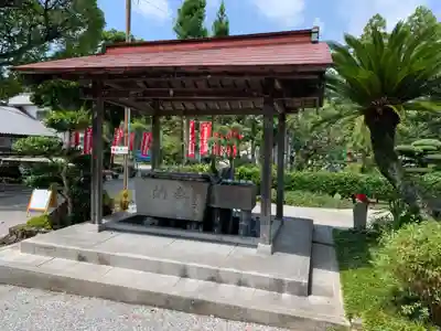 善楽寺の手水舎