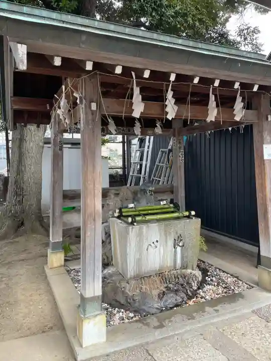 須賀神社の{uncategorized: "未分類", other: "その他", undefined: "問題あり", building: "その他建物", grave: "お墓", sacred_gate: "鳥居", guardian: "狛犬", statue: "像", buddha: "仏像", history: "歴史", nature: "自然", garden: "庭園", animal: "動物", pagoda: "塔", temizu: "手水舎", mountain_gate: "山門・神門", sanctuary: "本殿・本堂", subordinate: "末社・摂社", art: "芸術", scenery: "景色", jizo: "地蔵", ema: "絵馬", goshuin: "御朱印", omikuji: "おみくじ", items: "授与品その他", amulet: "お守り", goshuincho: "御朱印帳", eats: "食事", festival: "お祭り", votive_dance: "神楽", shichigosan: "七五三参", wedding: "結婚式", experience: "体験その他", initially: "初詣", around: "周辺", anti_infection: "感染症対策"}
