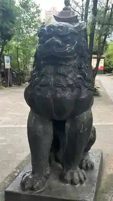 鳩森八幡神社の狛犬