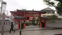 善國寺の山門