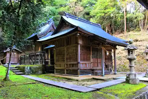 宇賀神社の本殿