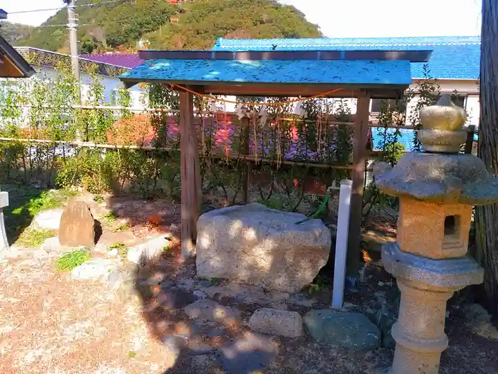 乃野神社の手水舎