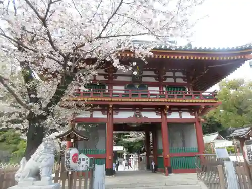 瀧泉寺（目黒不動尊）の山門