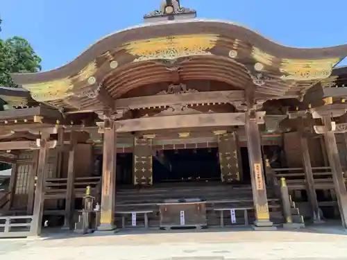 彌彦神社の本殿