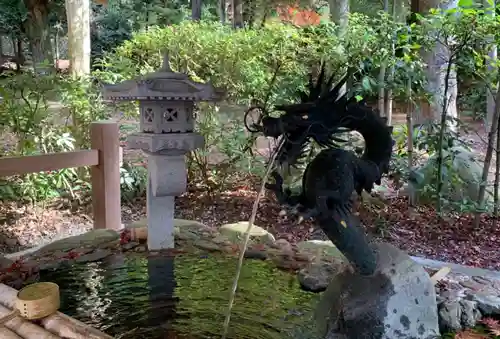 胡宮神社（敏満寺史跡）の手水舎