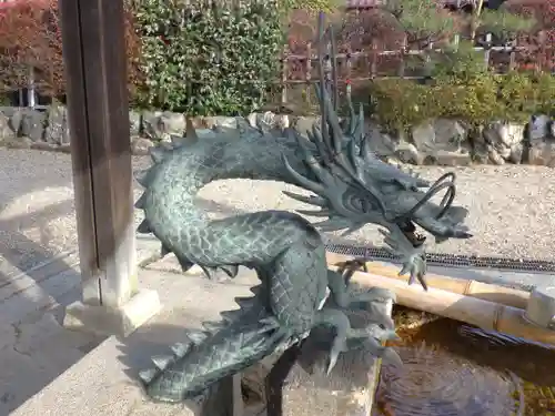 白山神社（小幡）の手水舎