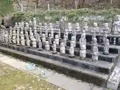 御誕生寺（猫寺）の地蔵