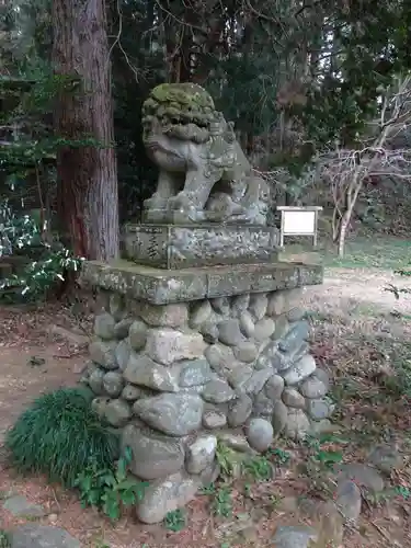 静神社の狛犬