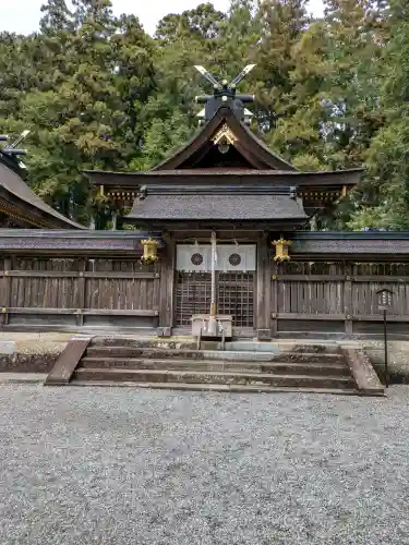 熊野本宮大社の{uncategorized: "未分類", other: "その他", undefined: "問題あり", building: "その他建物", grave: "お墓", sacred_gate: "鳥居", guardian: "狛犬", statue: "像", buddha: "仏像", history: "歴史", nature: "自然", garden: "庭園", animal: "動物", pagoda: "塔", temizu: "手水舎", mountain_gate: "山門・神門", sanctuary: "本殿・本堂", subordinate: "末社・摂社", art: "芸術", scenery: "景色", jizo: "地蔵", ema: "絵馬", goshuin: "御朱印", omikuji: "おみくじ", items: "授与品その他", amulet: "お守り", goshuincho: "御朱印帳", eats: "食事", festival: "お祭り", votive_dance: "神楽", shichigosan: "七五三参", wedding: "結婚式", experience: "体験その他", initially: "初詣", around: "周辺", anti_infection: "感染症対策"}