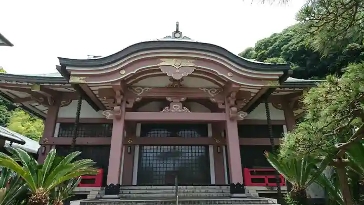 顕正寺の本殿・本堂