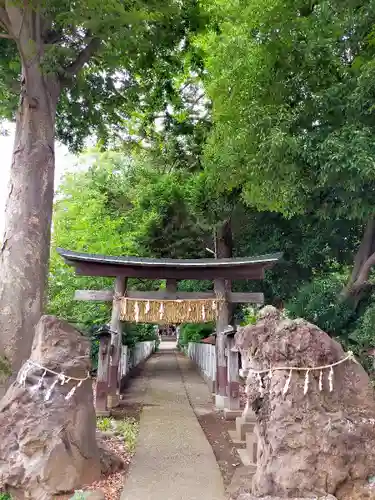 馬場氷川神社の鳥居